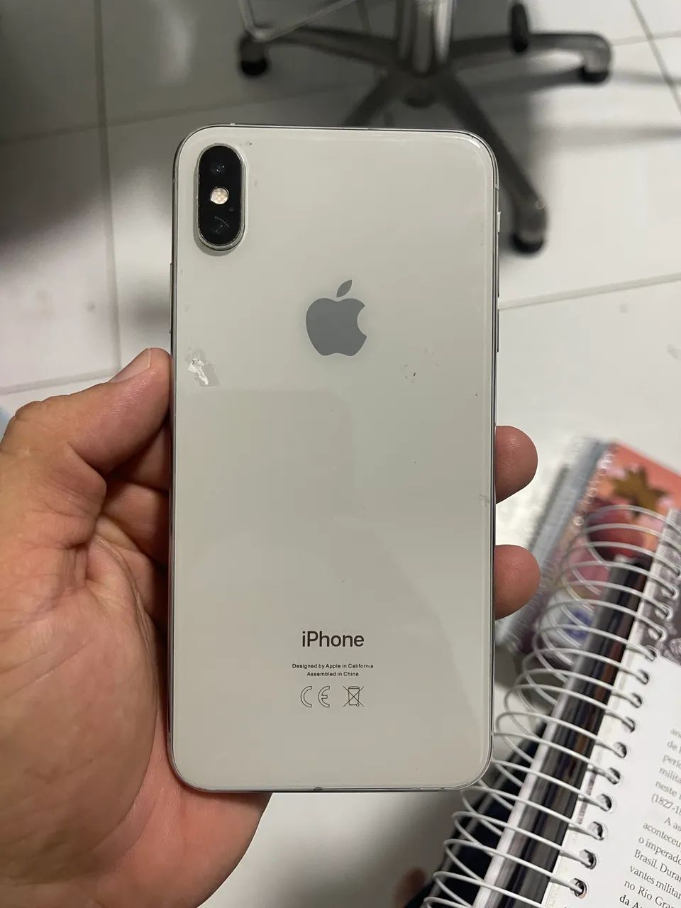 IPHONE XS MAX COM 256GB - Celulares e Smartphones - Tamarineira