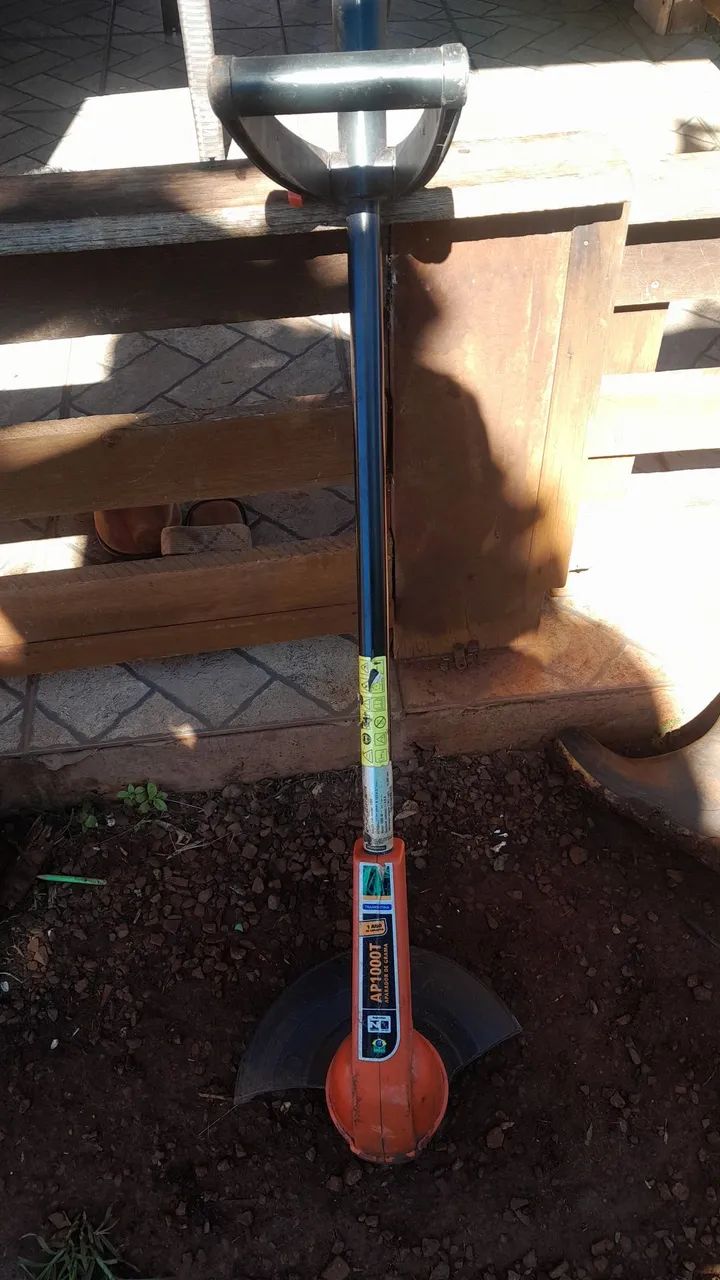 Vendo aparador de grama - Foto 2