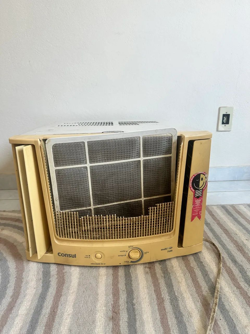 Ar condicionado - FUNCIONA PERFEITAMENTE  - Foto 2