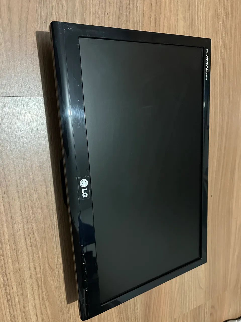 Monitor LG 19 