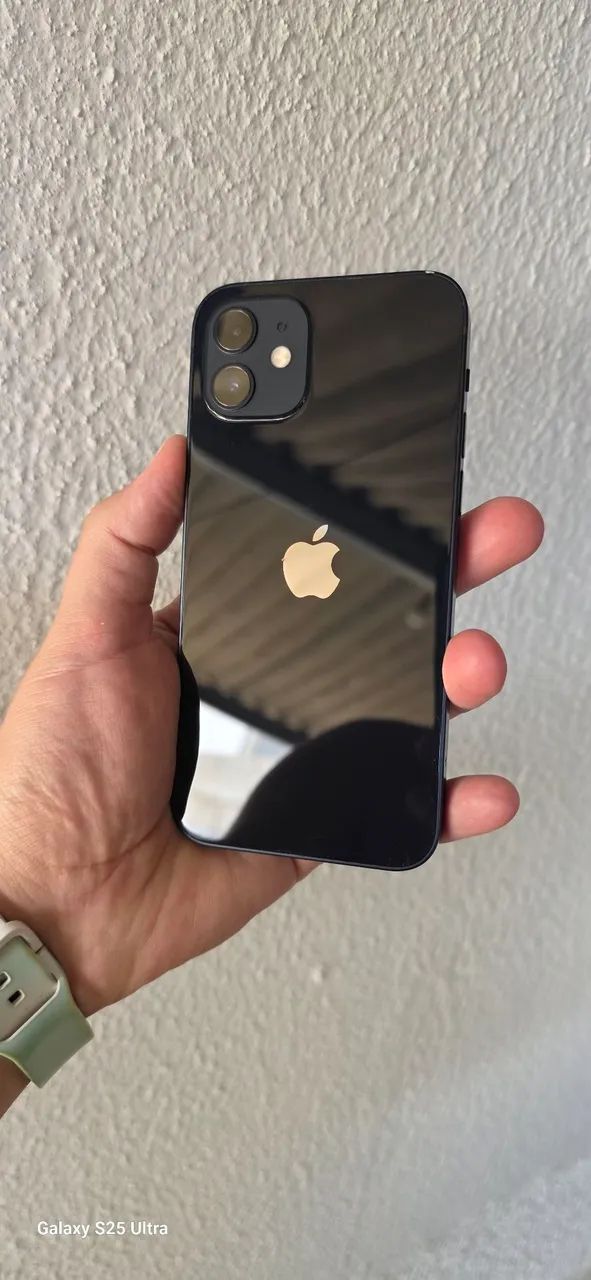 iPhone 12 