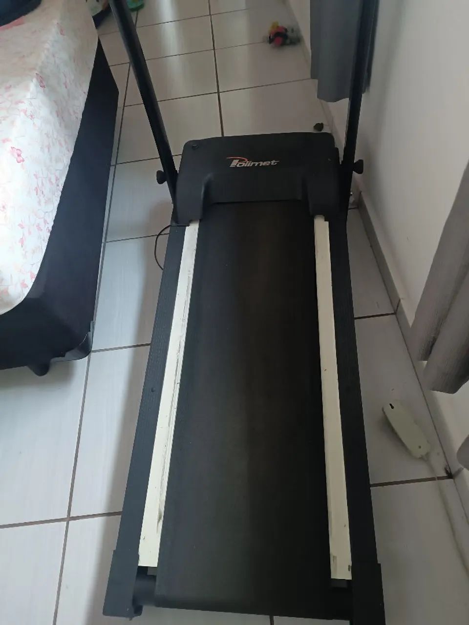 Oportunidade, esteira ergométrica,semi nova , funcionando perfeitamente  - Foto 3