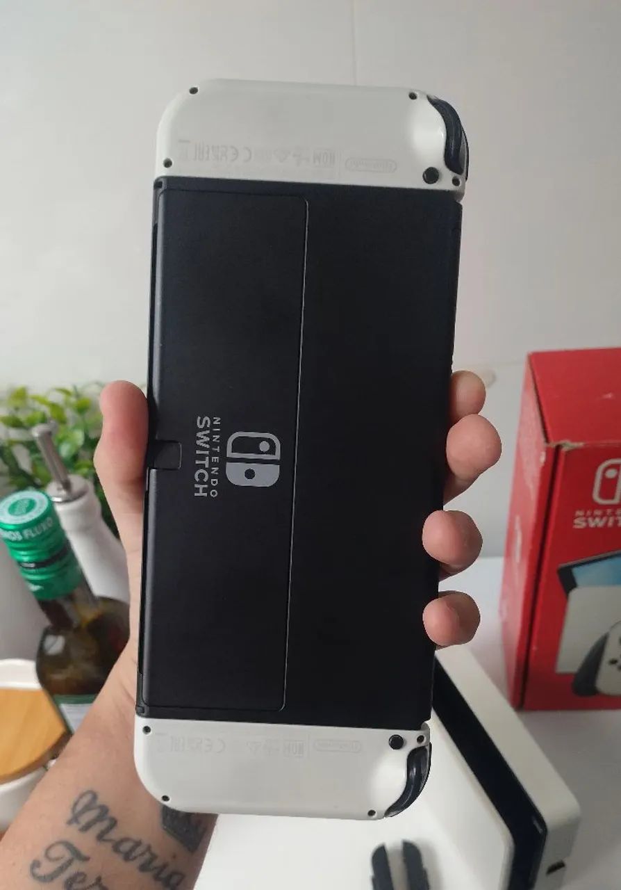 Nintendo Switch OLED + Pro Controller  - Foto 4