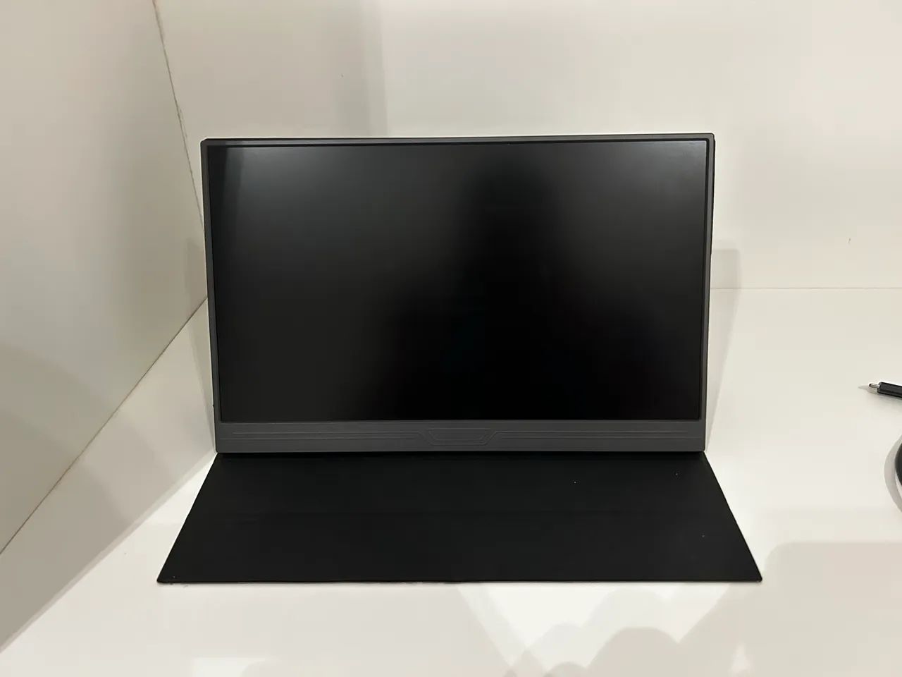 Monitor/TV Portátil Magnético estilo Arzopa