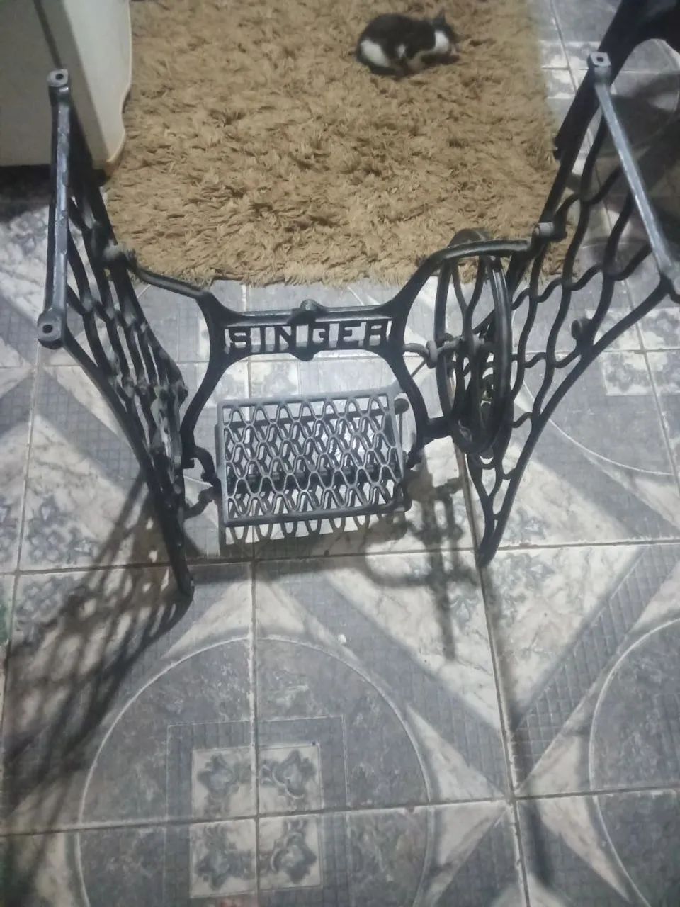 Pé de máquina Vintage  - Foto 2