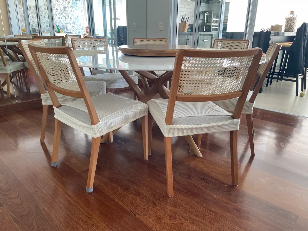 Mesa sala de jantar com 8 cadeiras  - Foto 2