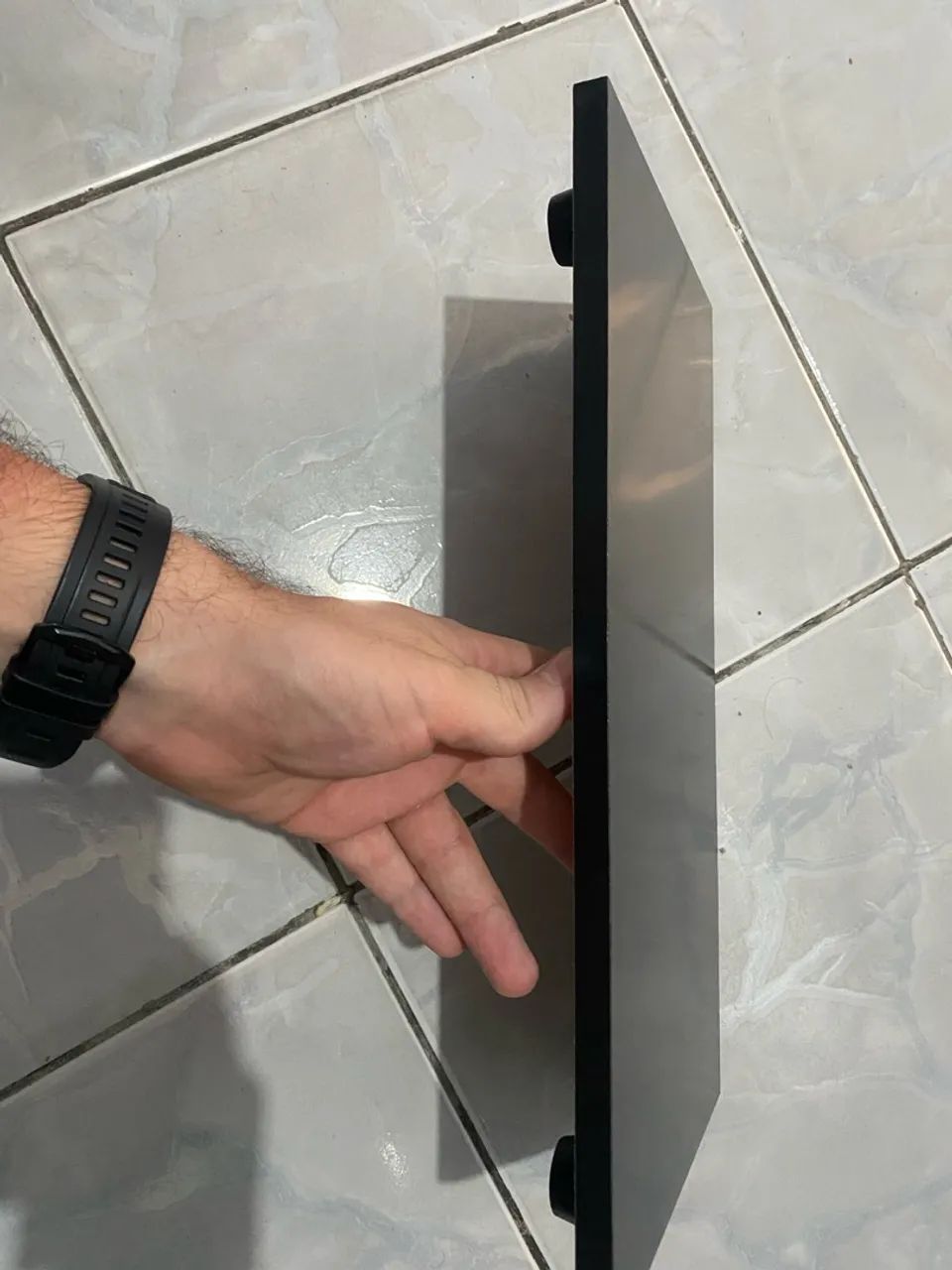 Escrivaninha em L com 1 gaveta com chave - Foto 5