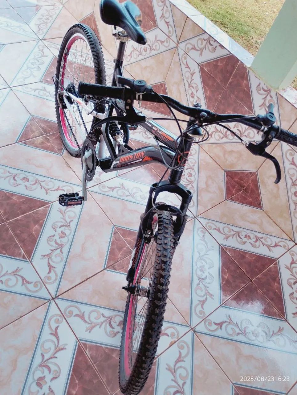 Vendo bicicleta Hudson downhill e jump 