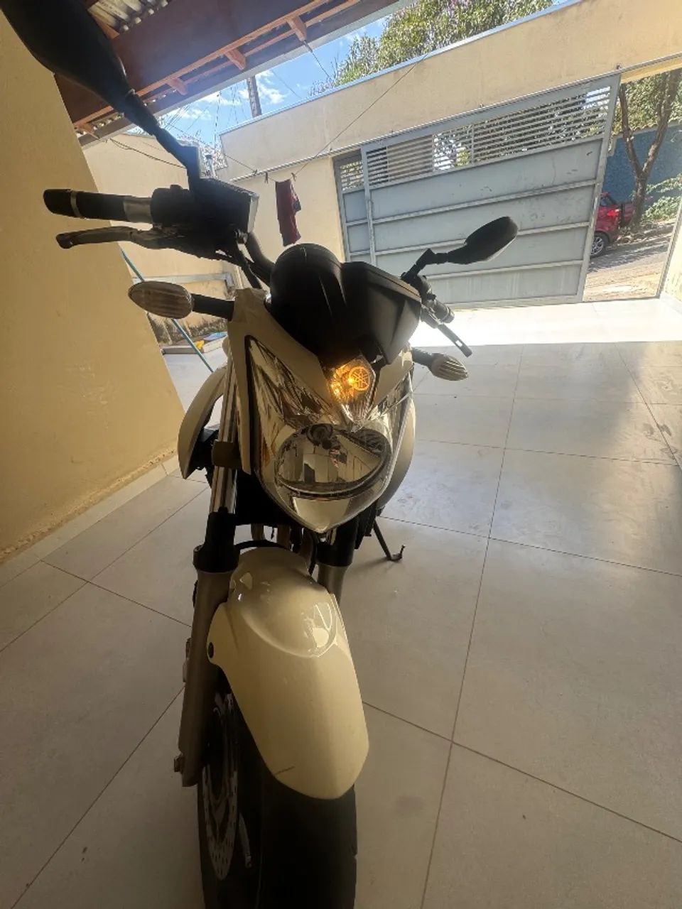 XJ6N 2010