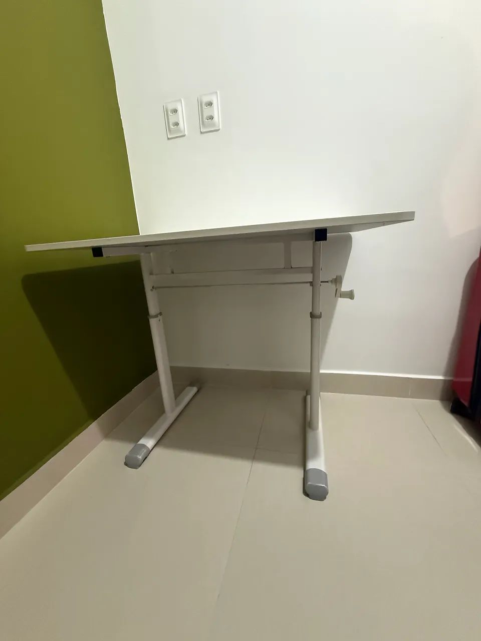 Mesa com altura regulável - Foto 3