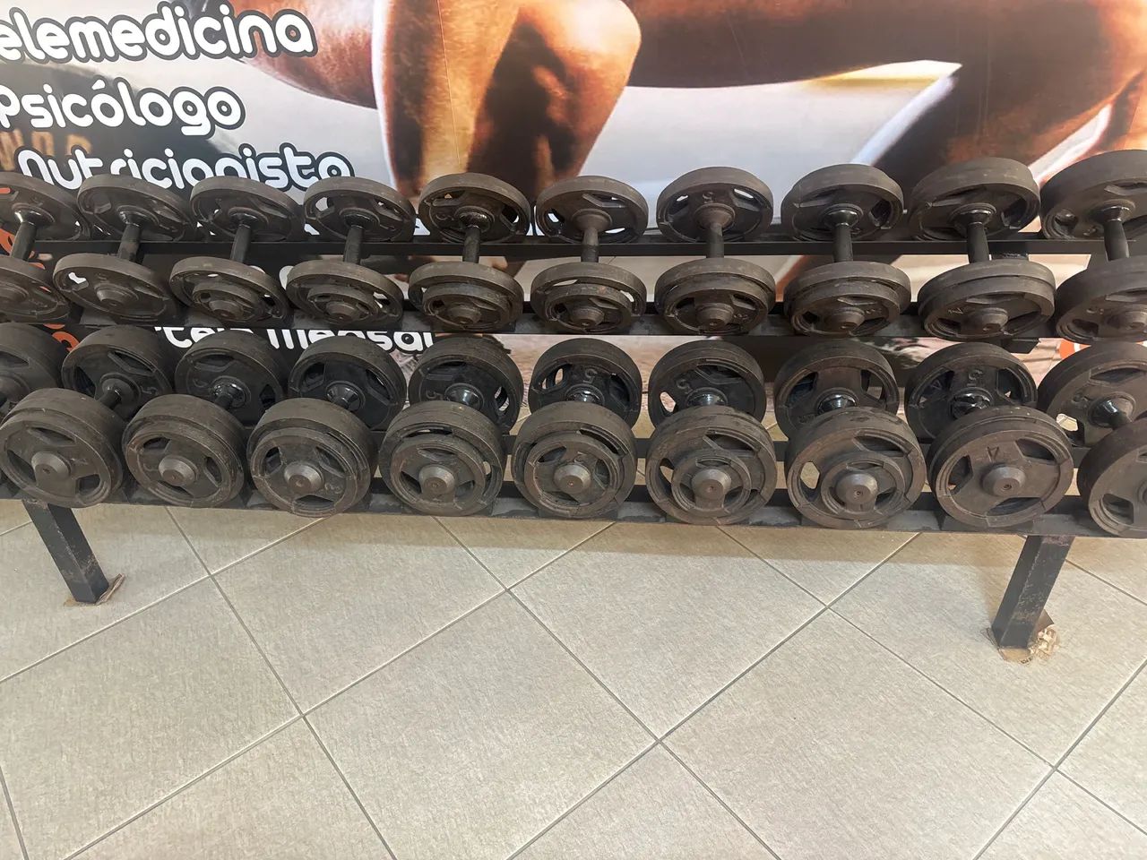Vendo jogo de dumbells  - Foto 5