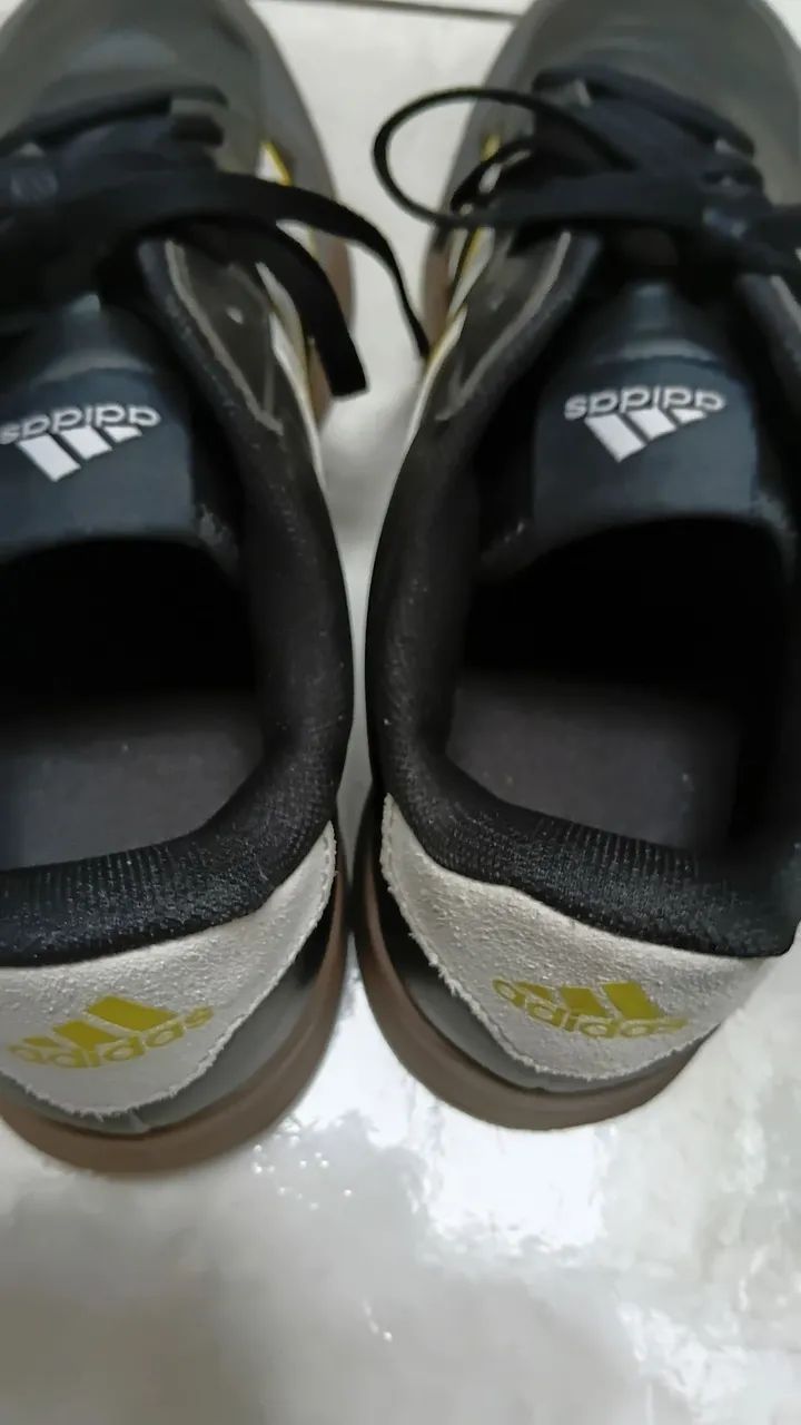 Tênis Adidas Seminovo  - Foto 2