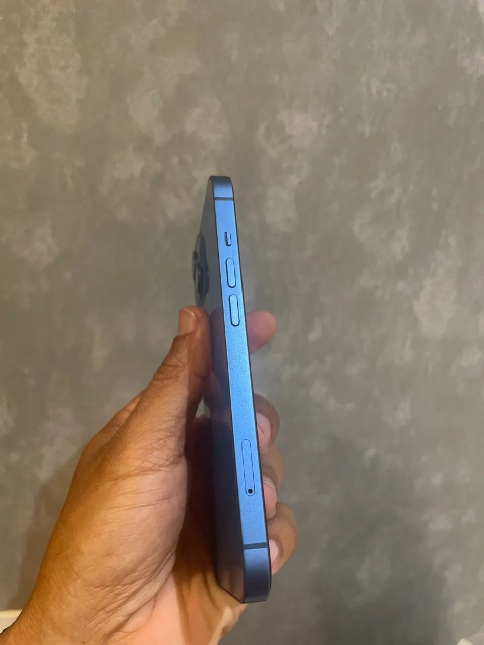 iPhone 13 Azul de 256gb - Foto 3