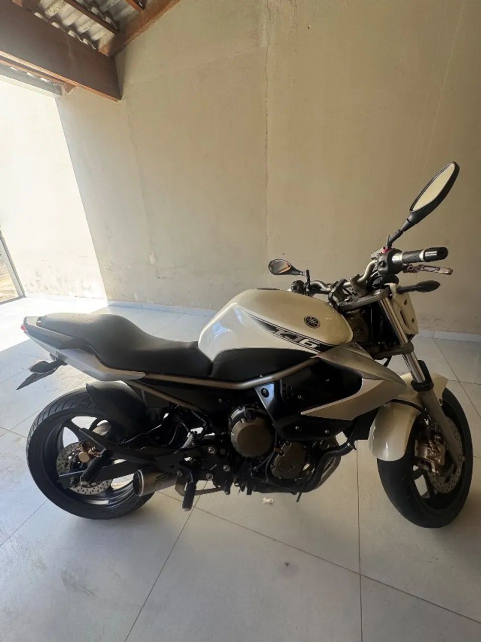 XJ6N 2010 - Foto 4