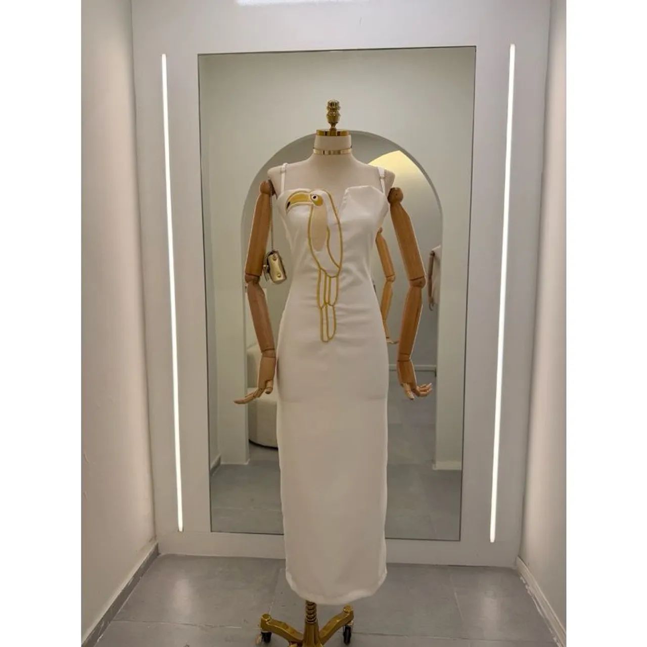 Vestido usado somente um vez