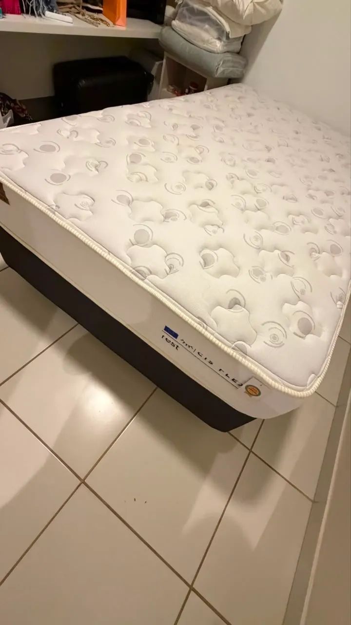 Vendo cama solteirão semi nova com etiqueta  - Foto 4