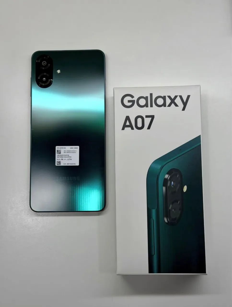 SAMSUNG GALAXY A07 4G 256 GIGAS COM 8GB RAM PRETO E VERDE 