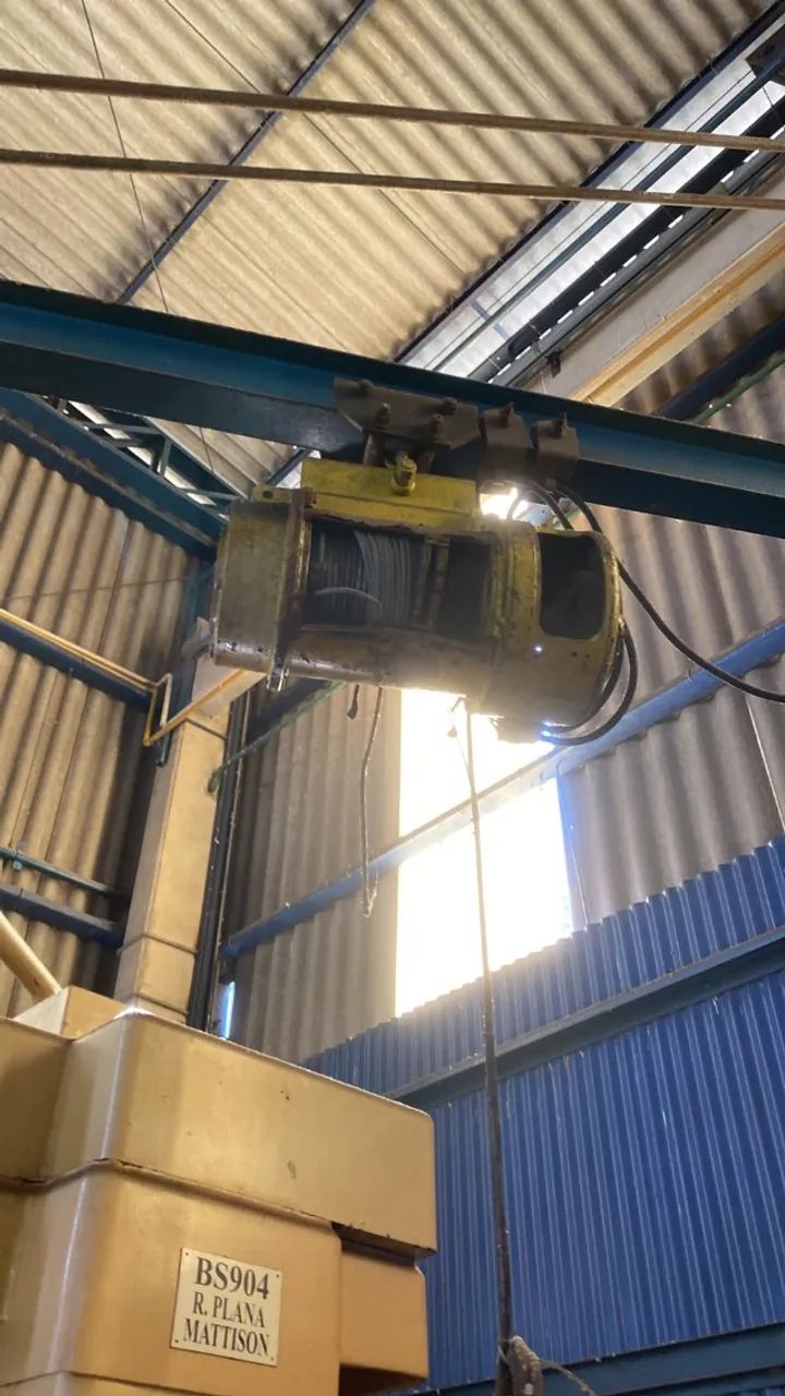 Braço Pórtico Giratório DEMAG com Talha Elétrica de Cabo de Aço MUNCK (1.000 kg) 1 ton 1to - Foto 2