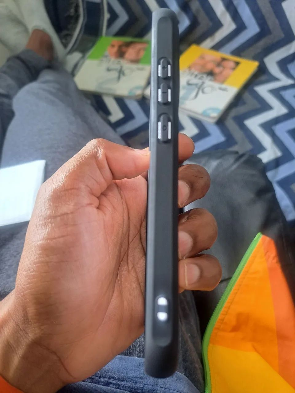 Capa Xiomi Poco X8/M8 Pro Max  - Foto 2