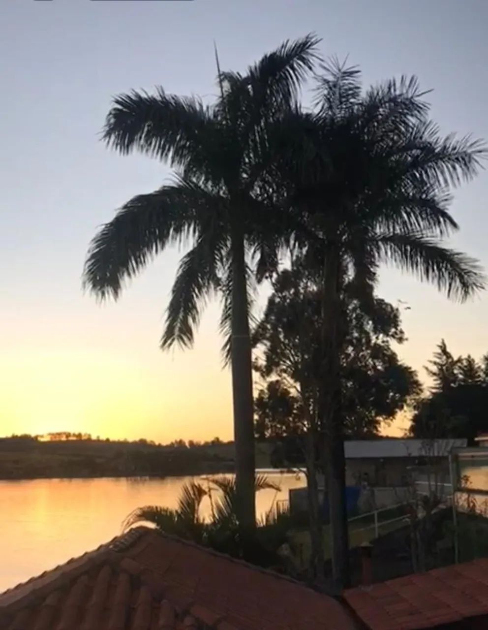 TERRENO CAMARGOS COM GARAGEM E GALPAO