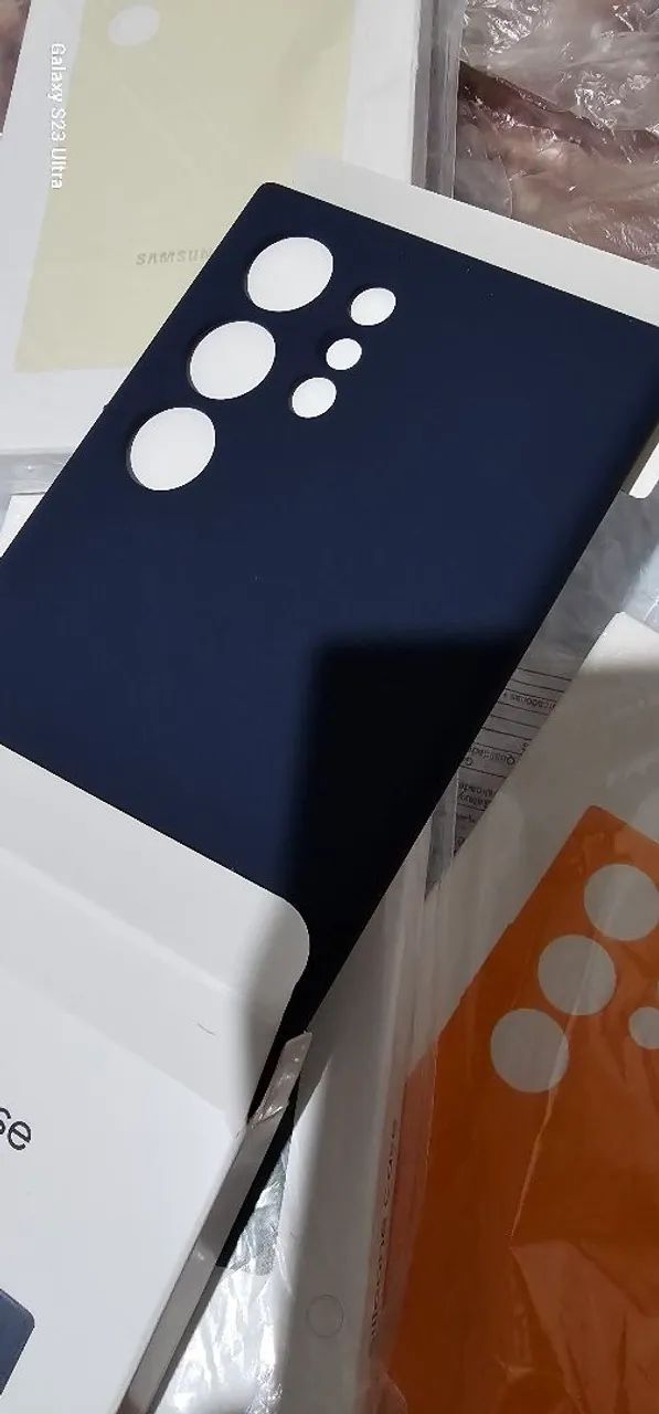 Capa s23 ultra Silicone Novas na caixa. - Foto 3