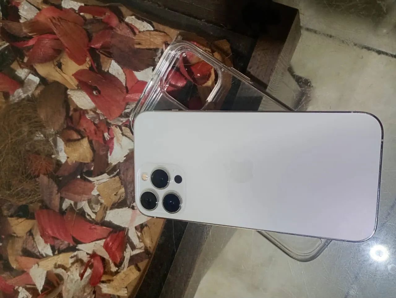 Vendo esse iPhone 13 Pro Max. $ 2500 - Foto 2