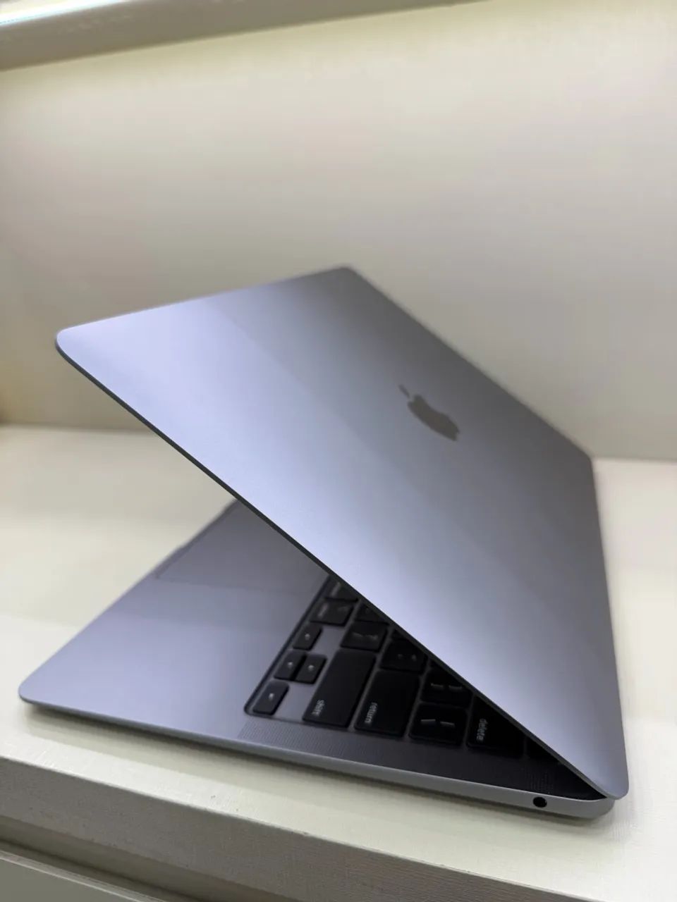 MacBook Air M1 256GB 8GB RAM BATERIA 95% IMPECÁVEL!!! - Notebooks