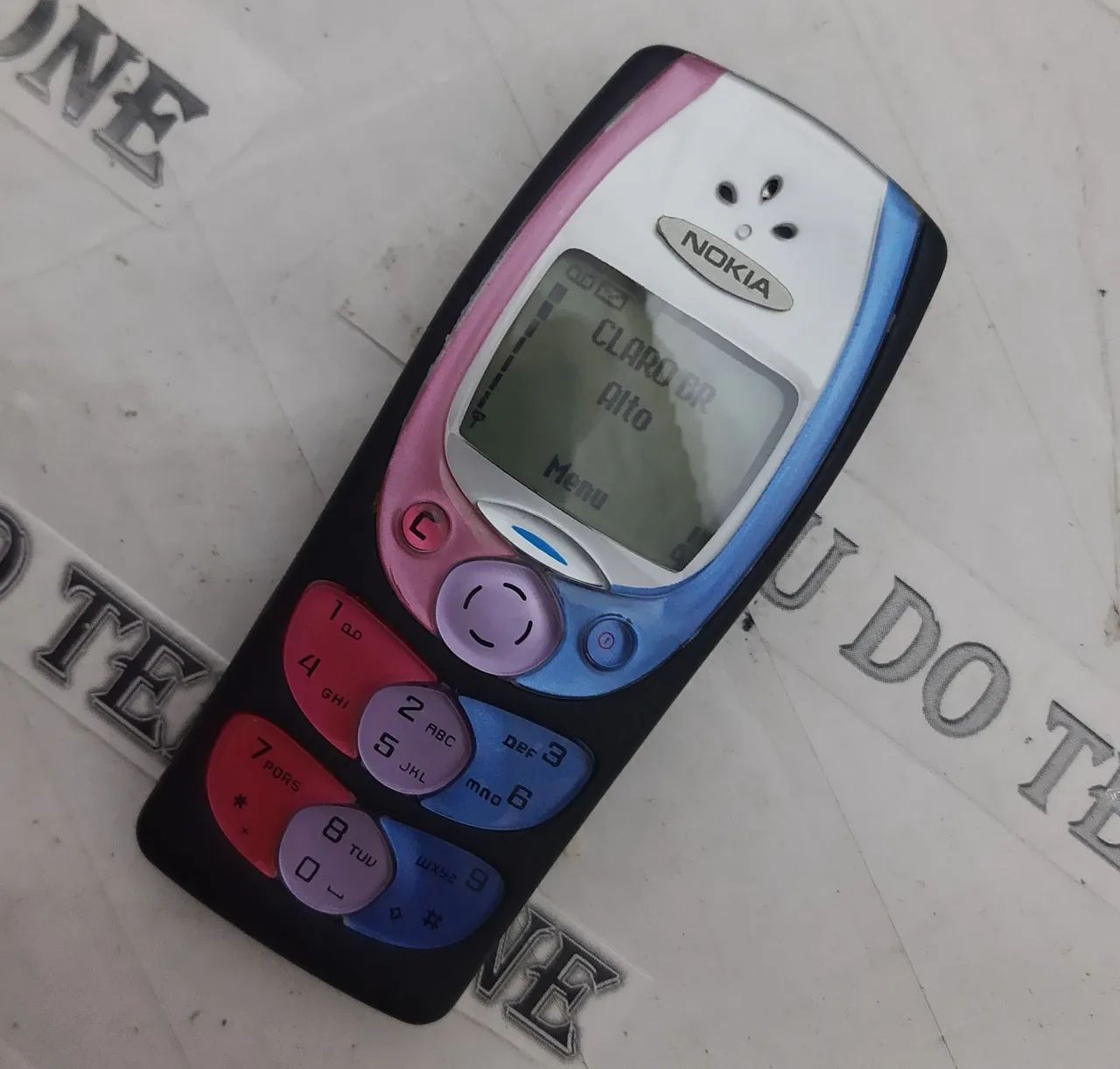 Nokia 2300 celular antigo ARCO-ÍRIS rádio de chip  - Foto 2