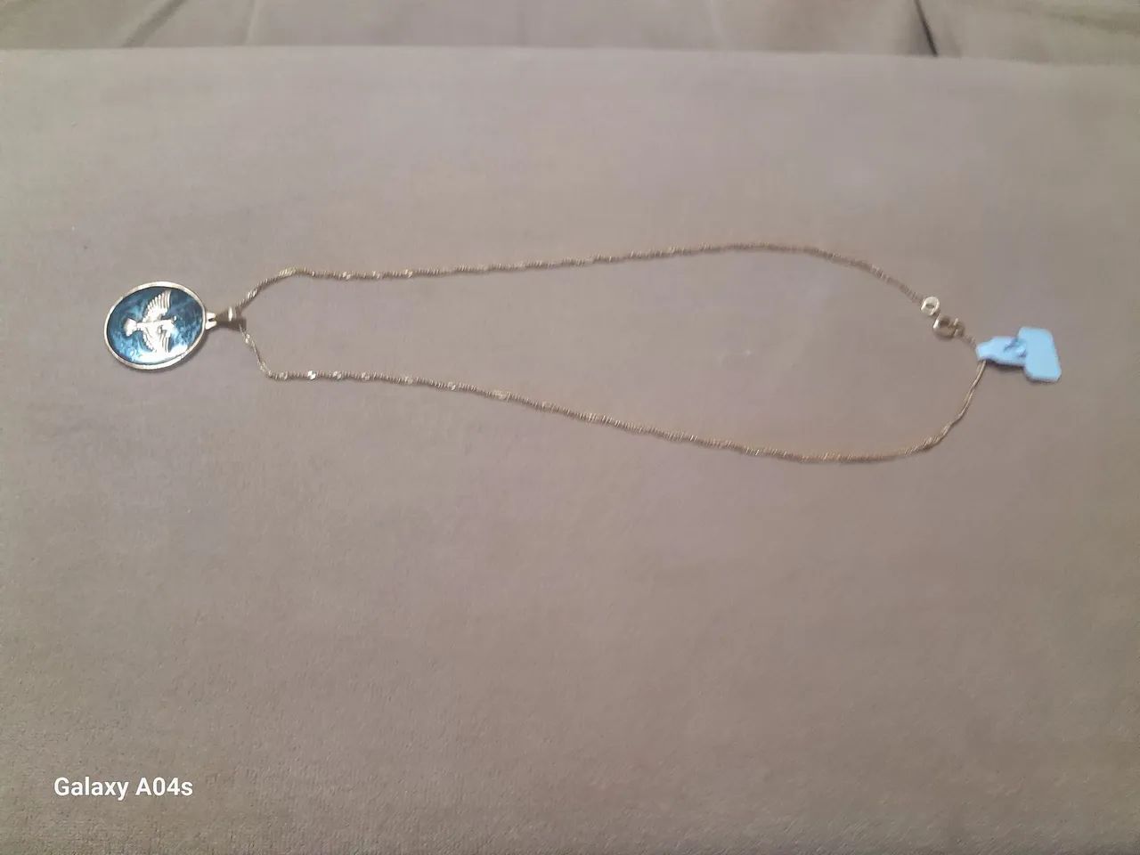 Cordão bijouteria 40 cm com pendente medalha  - Foto 3