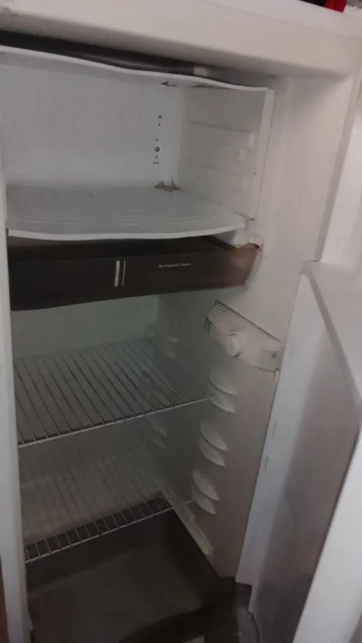 Refrigerador Esmaltec 
