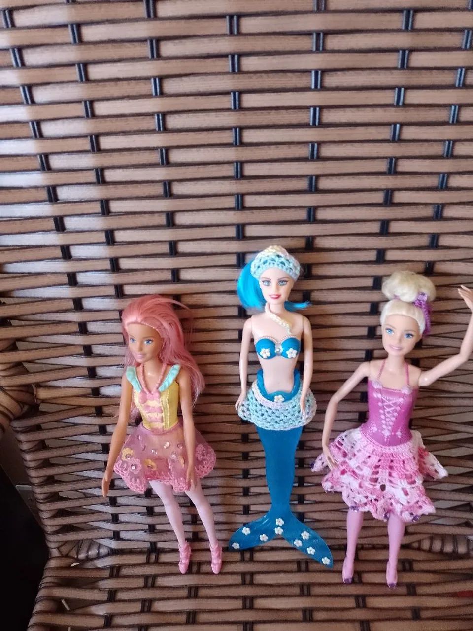  Bonecas Barbies bailarinas e sereia - Foto 5