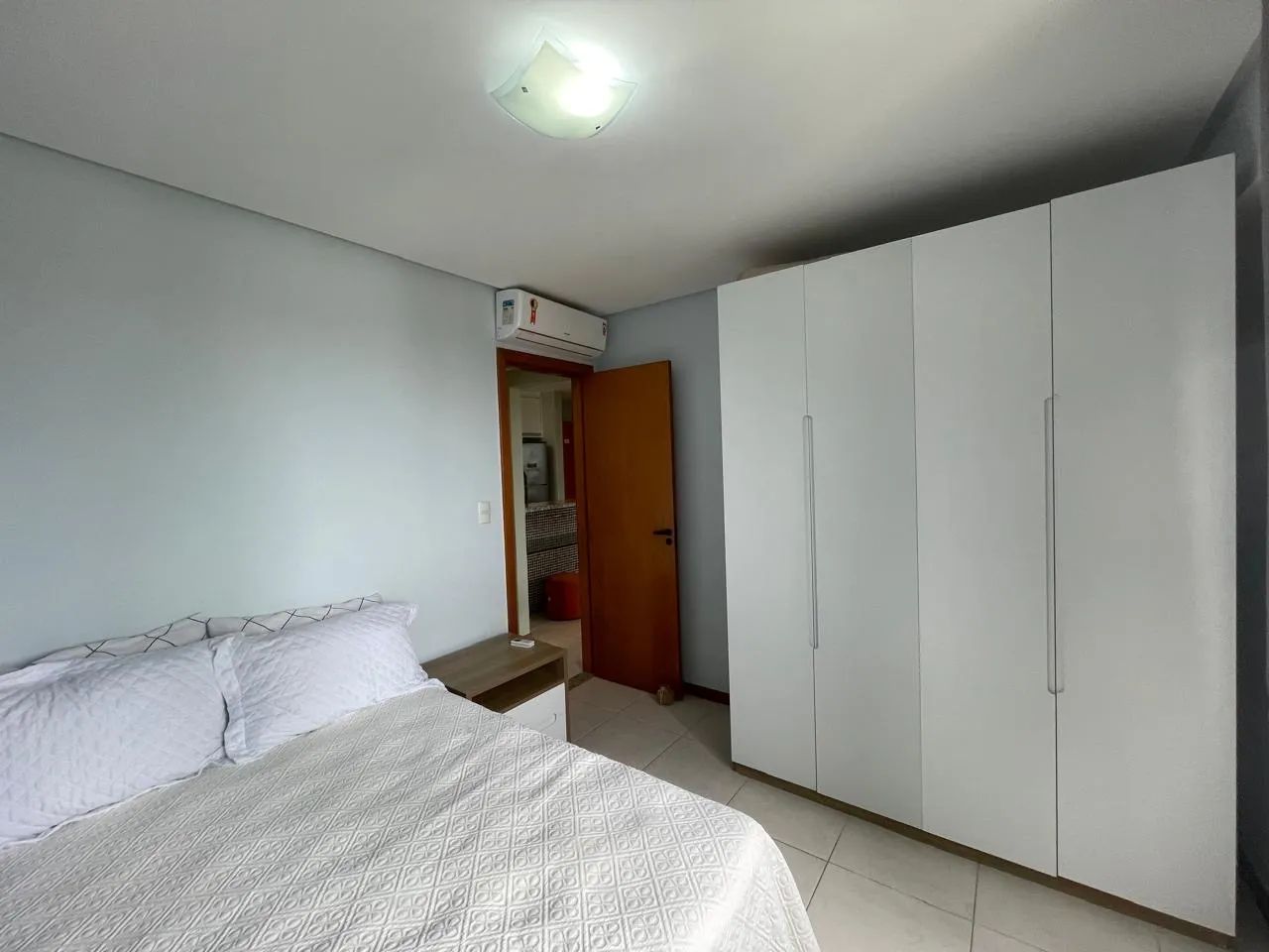 Apartamento mobiliado vista mar, jardim armação