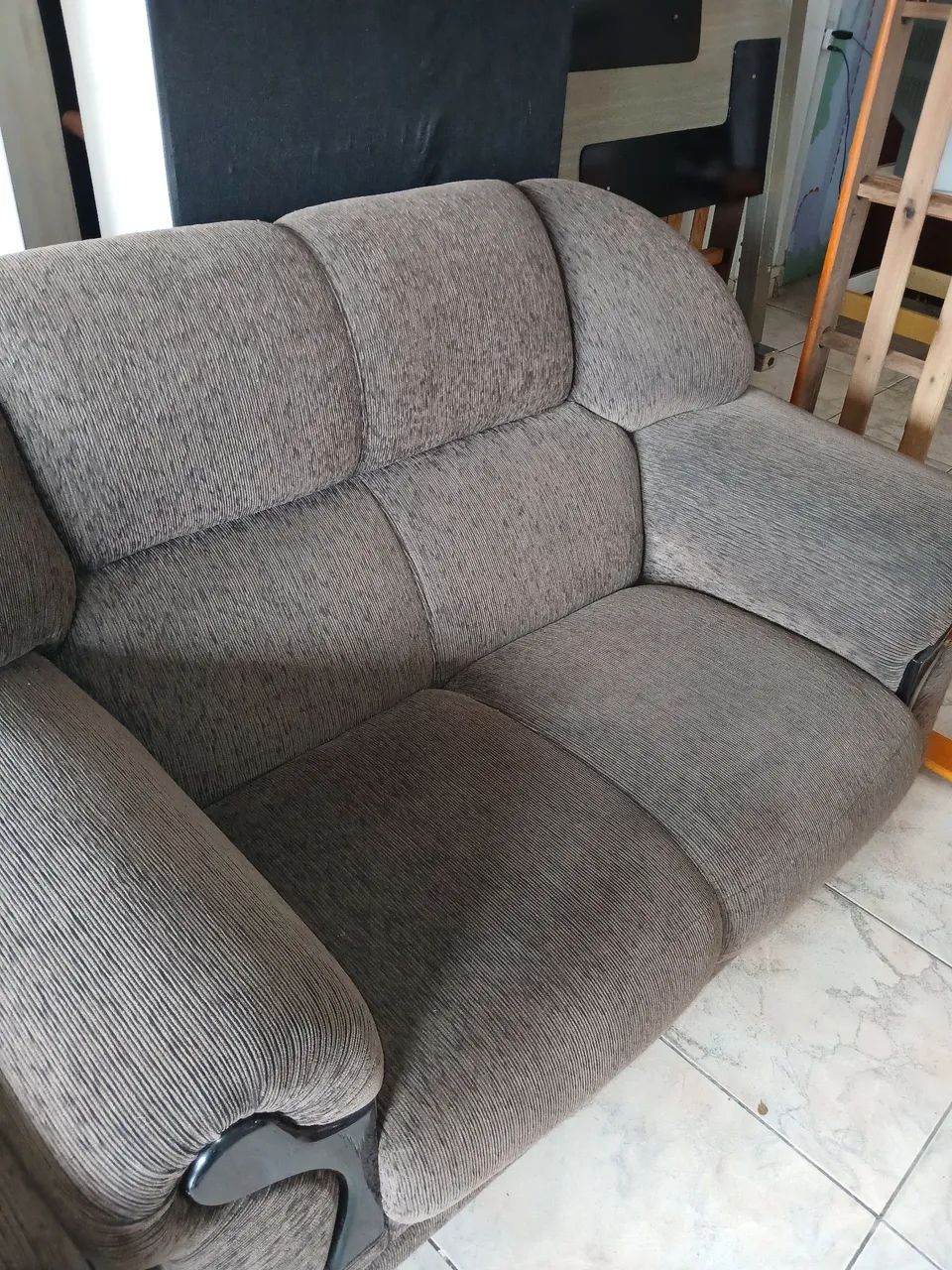 Sofá 2 e e lugares - Foto 2