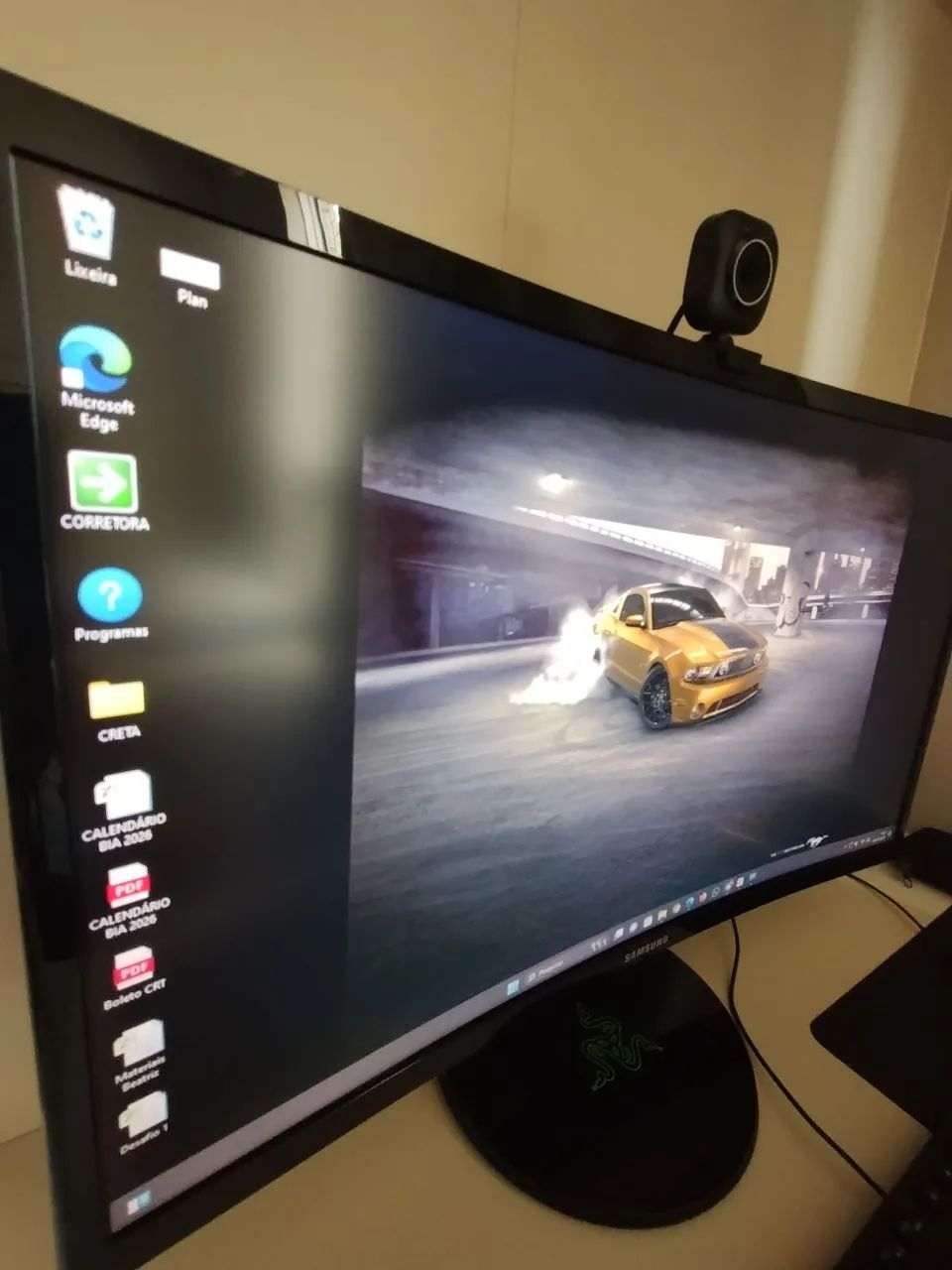 Monitor CURVO SAMSUNG 27" FHD; HDMI/VGA FREESYNC CF390 - Foto 5