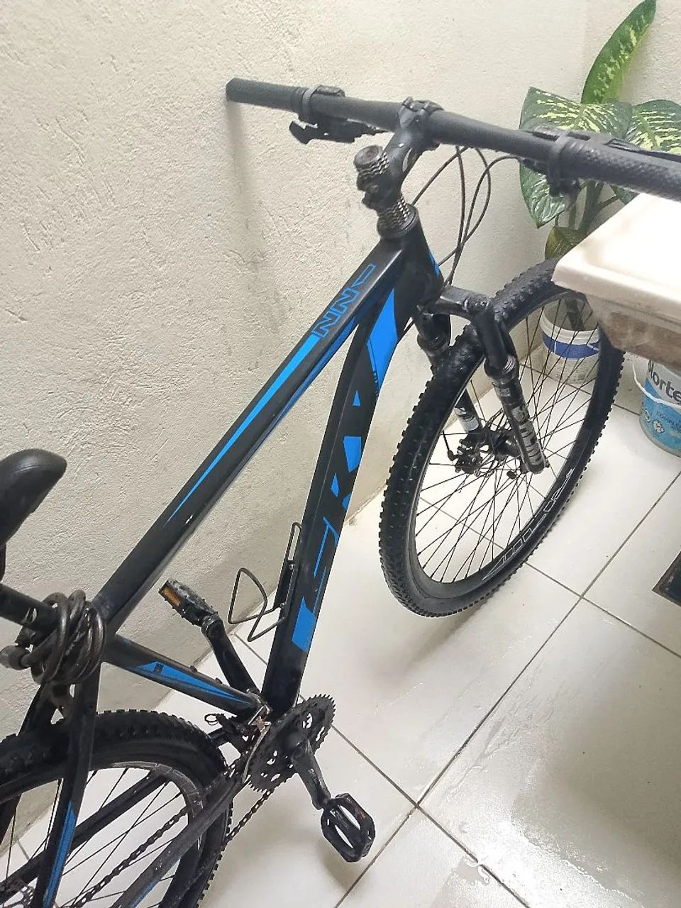 Bicicleta Aro 29 - 750 Reais
