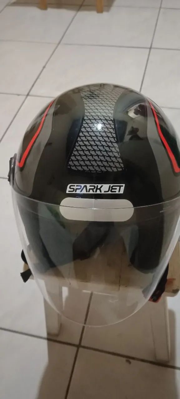 Capacete fortaleza  - Foto 2