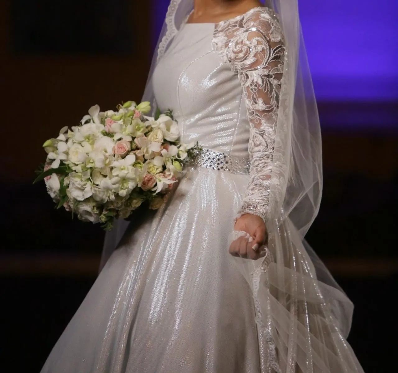 VENDO VESTIDO DE NOIVA  - Foto 4