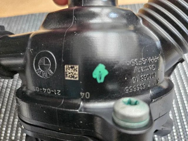BMW E90 bomba de água e válvula termostática  - Foto 3