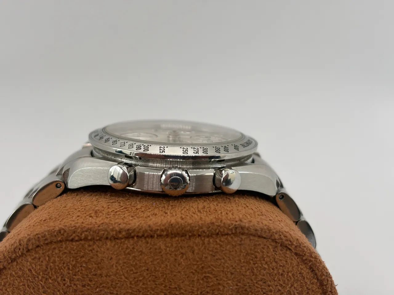 Relógio Omega Speedmaster 39mm Triple Date  - Foto 4