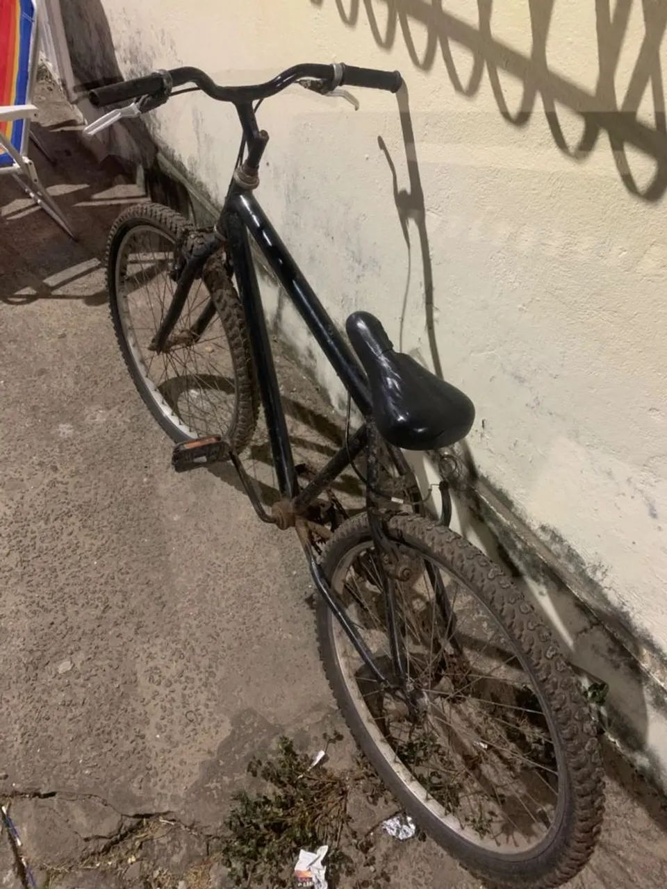 Vendo uma bicicleta. Aro 24  - Foto 2