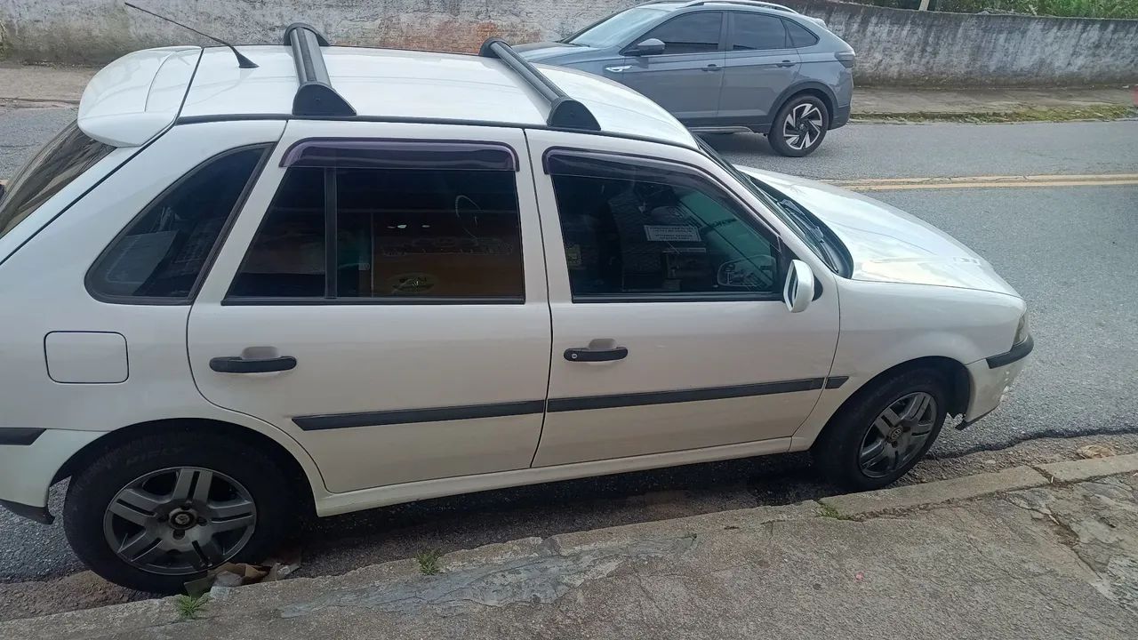 Volkswagen Gol Geração III Power 1.6 MI Total Flex Mec. 4P 2003