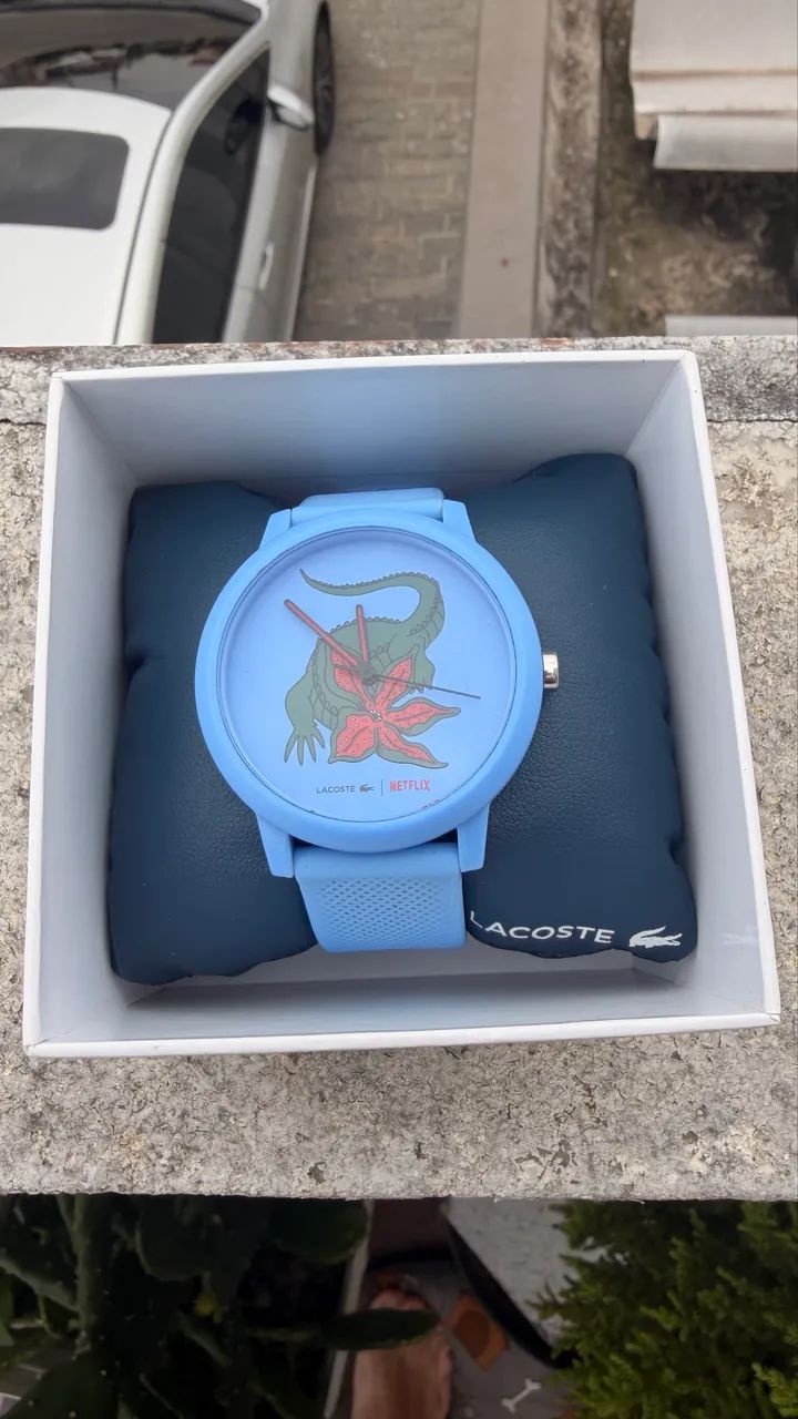 Relogio lacoste azul - Edição limitada netflix