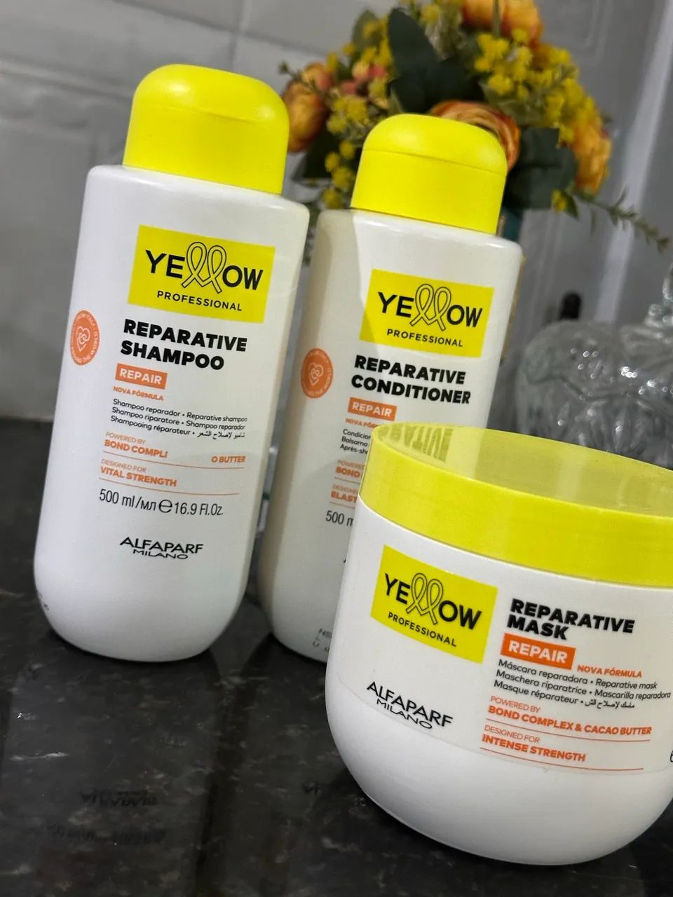 Kit Shampoo, Condicionador e Máscara da Yellow Professional - Reparative