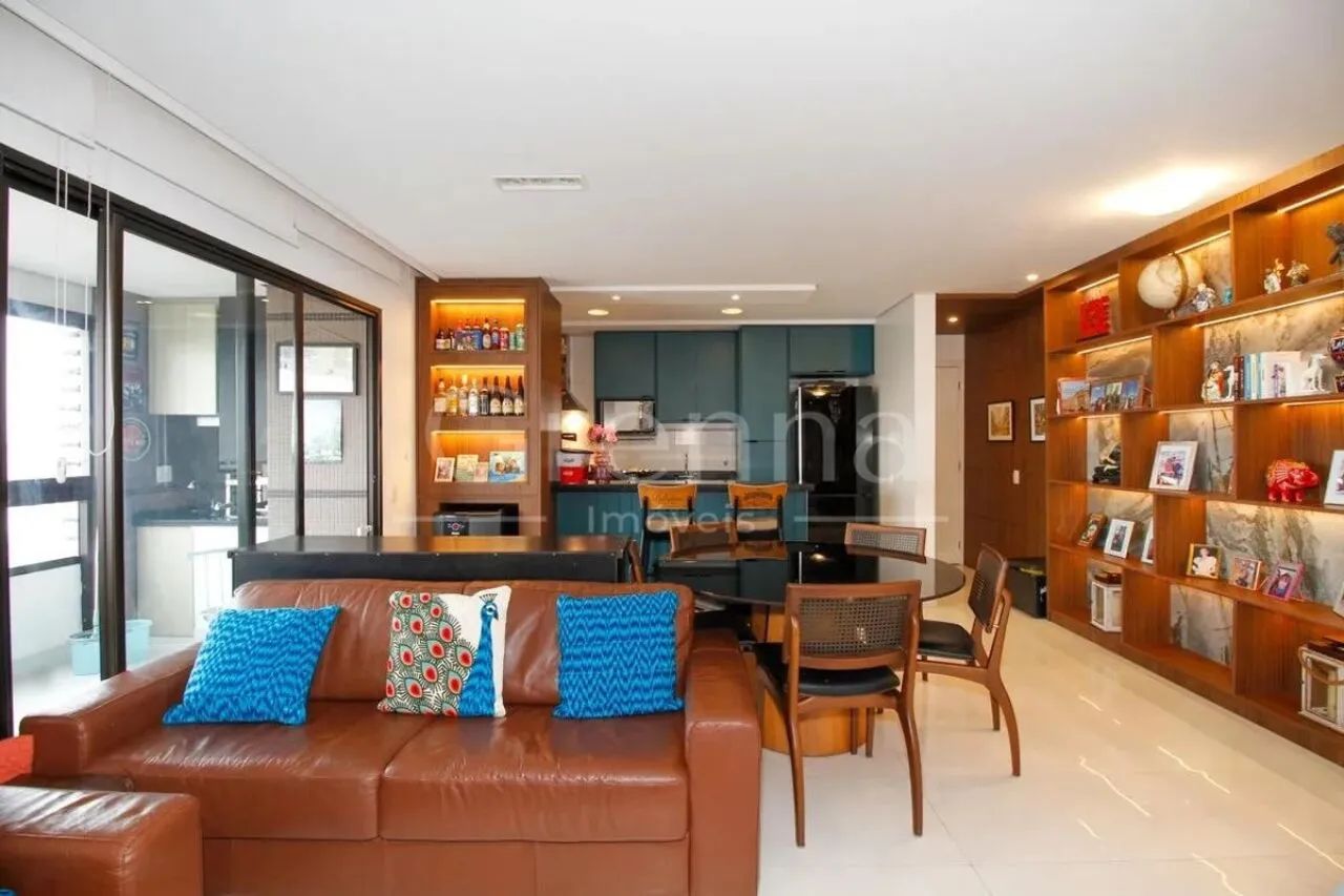 Apartamento à venda com 84m², Pinheiros-SP.