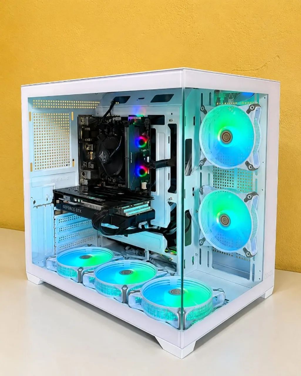 PC GAMER BRANCO RODA TUDO - Intel i7 7700 - 16gb DDR4 - Geforce