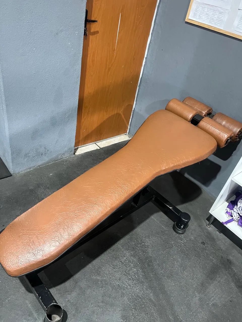 Vende-se banco declinado em ótimo estado  - Foto 2