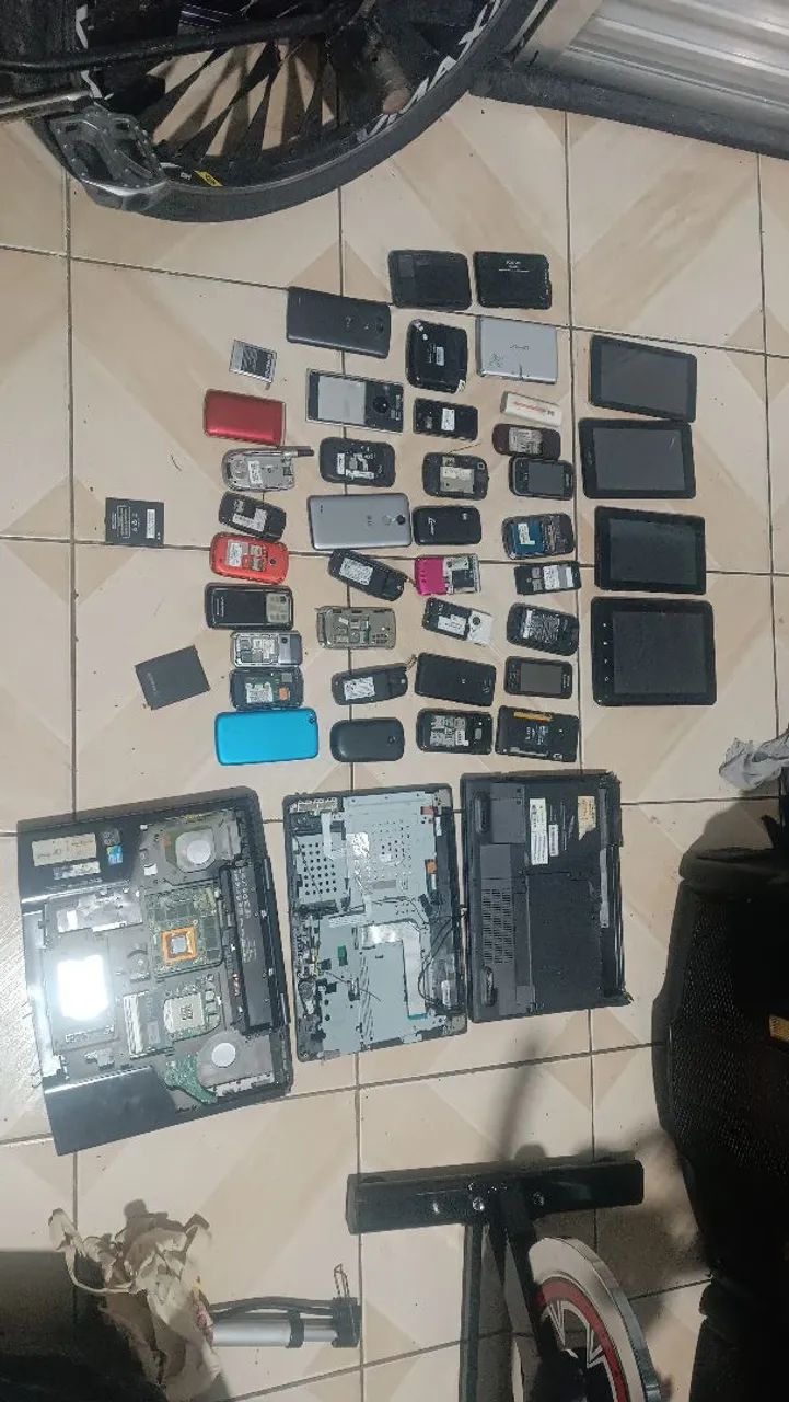 Sucata de celulares antigos  - Foto 2