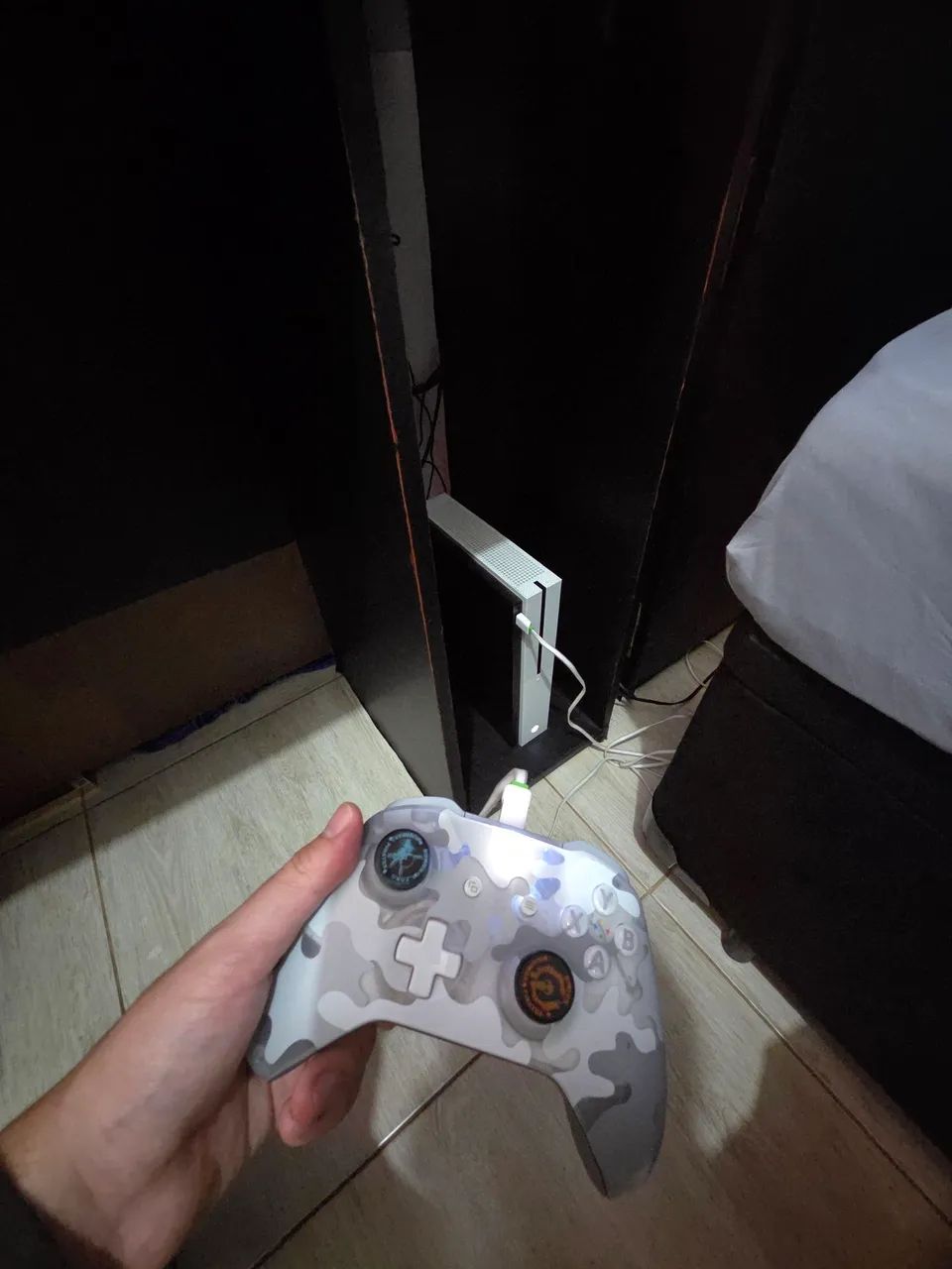 Xbox One S - 1TB - 1 Controle -  Troco em PC