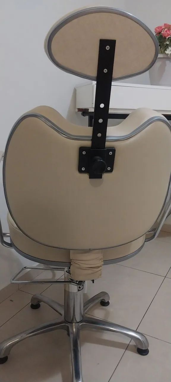CADEIRA PARA SALÃO, MAQUIAGEM, CABELOS, ETC... - Foto 4