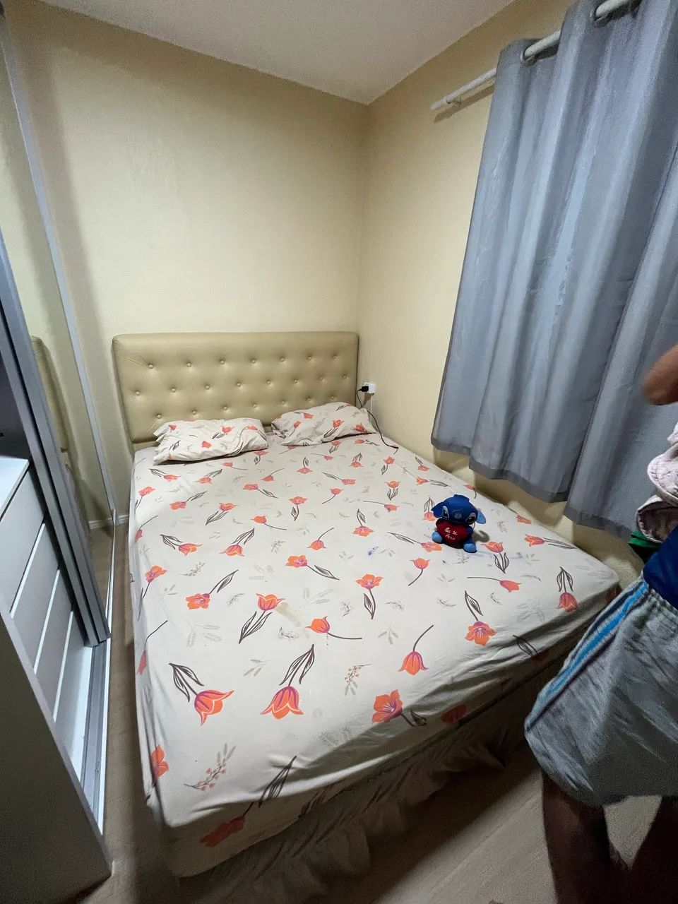 Vendo ou troco Cama Box queen cama box que acompanha parte de baixo 